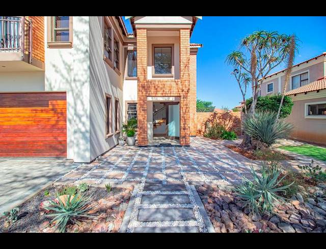 5 BEDROOM HOUSE FOR SALE IN THERESA PARK